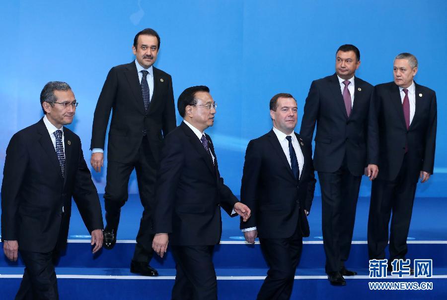 12��15�����Ї�����Ժ������ˏ��ڰ�˹���{��ϯ�Ϻ������M���ɆT���������X������ʮ���Ε��h���@���c���I���˼��w��Ӱ��������������A��ӛ�� ���d�� �z